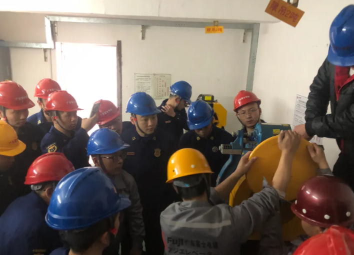 防风险 助救援 | 乐动平台-乐动(中国)一站式服务平台
助力2024年湖南省消防救援队伍基层指挥员培训(郴州承训点) 防风险 助救援 | 乐动平台-乐动(中国)一站式服务平台
助力2024年湖南省消防救援队伍基层指挥员培训(郴州承训点)